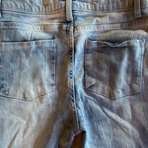 Women’s Jeans . Size 5. Gently Used